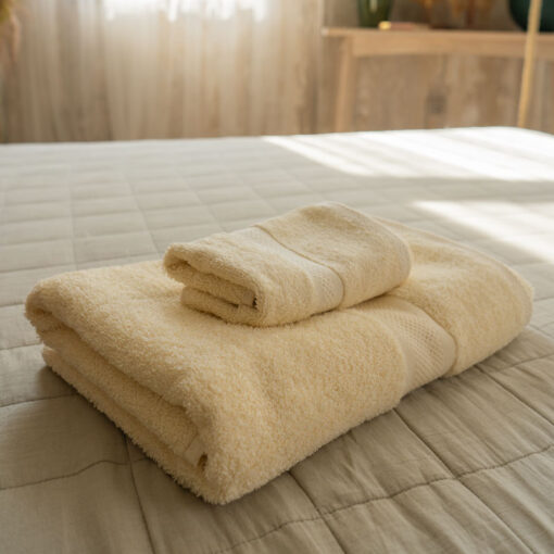 Z. Textile Krém törölköző 550GSM