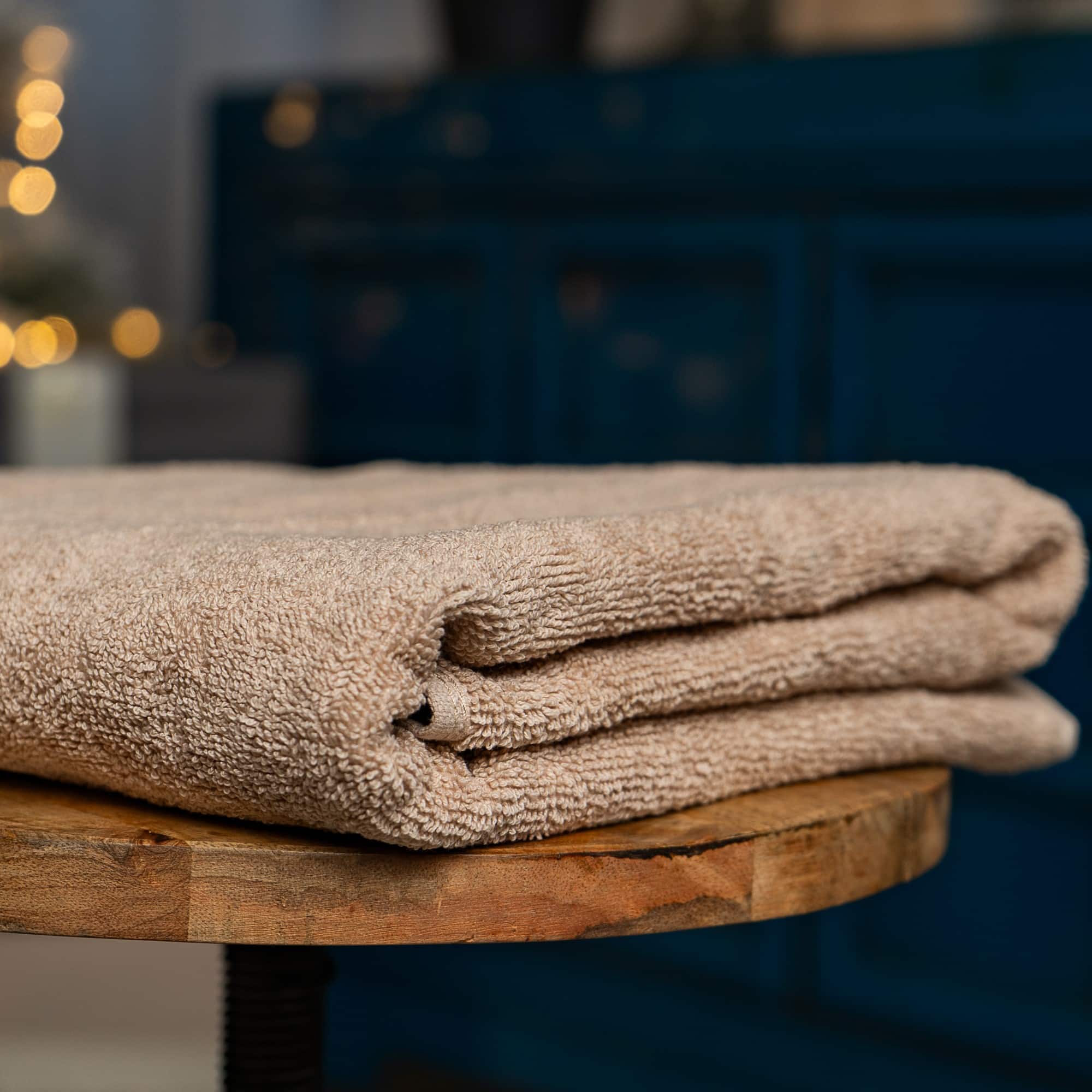 Z. Textile Bézs törölköző 450GSM